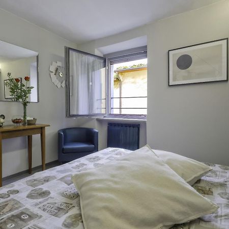 Casa Vacanze Vicolo Della Luna Ambra Extérieur photo