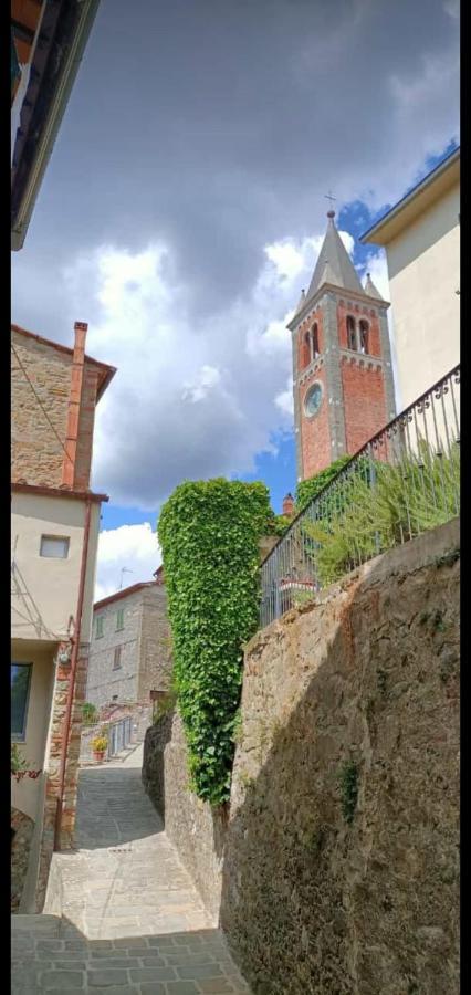 Casa Vacanze Vicolo Della Luna Ambra Extérieur photo